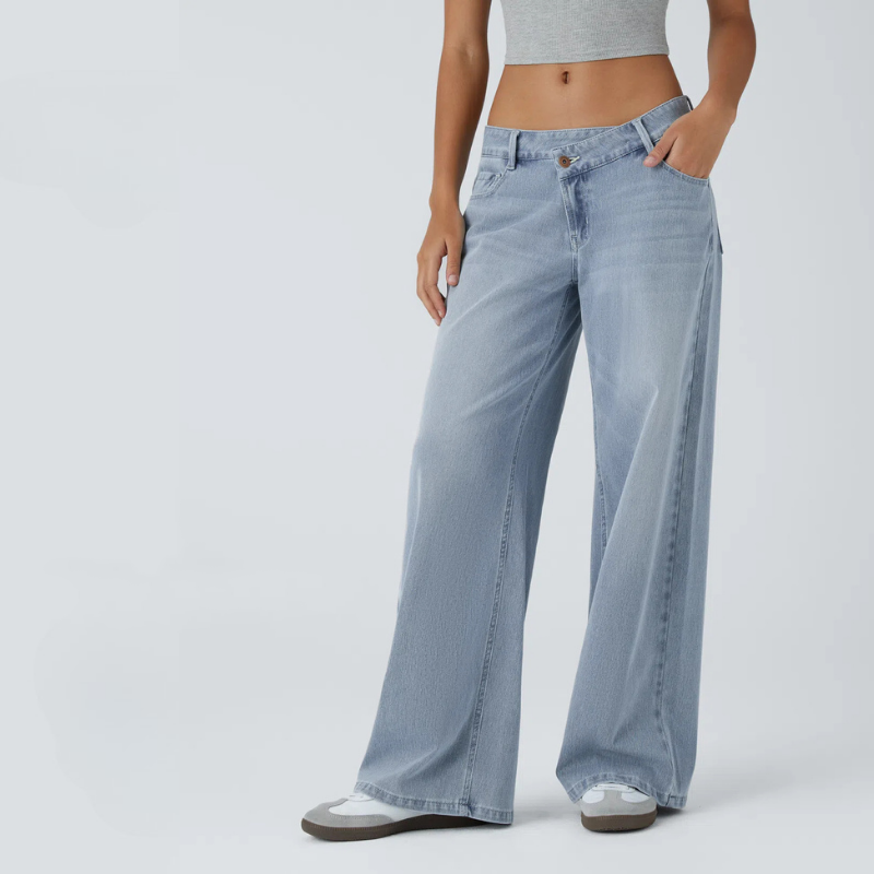 Low Rise Comfort Jeans